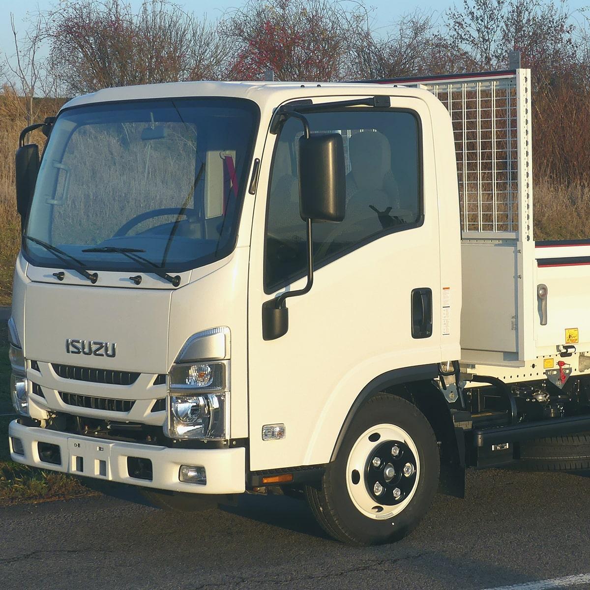 Isuzu M21 TT SINGLE Usabilita