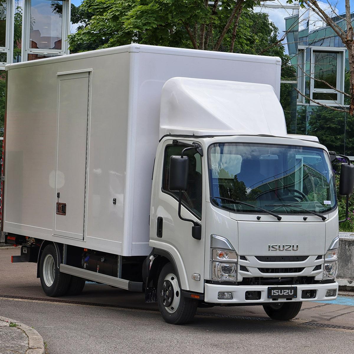 Isuzu M21 TTh SINGLE Vykon